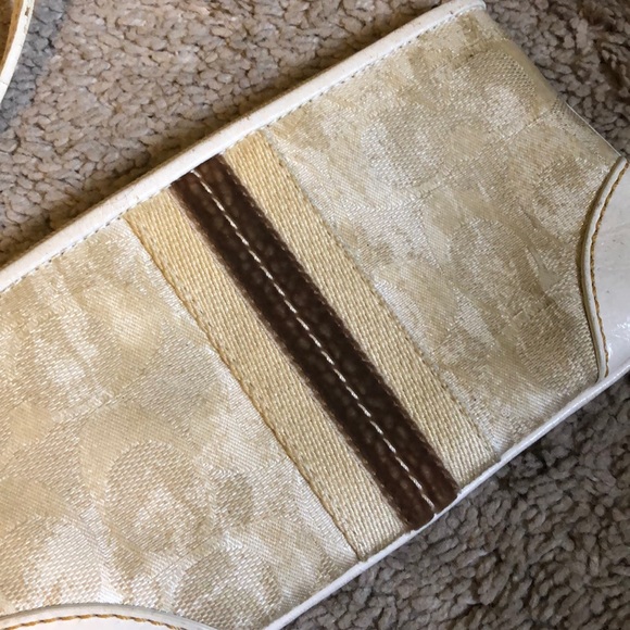 Limited Edition Coach Wristlet - Picture 2 of 7